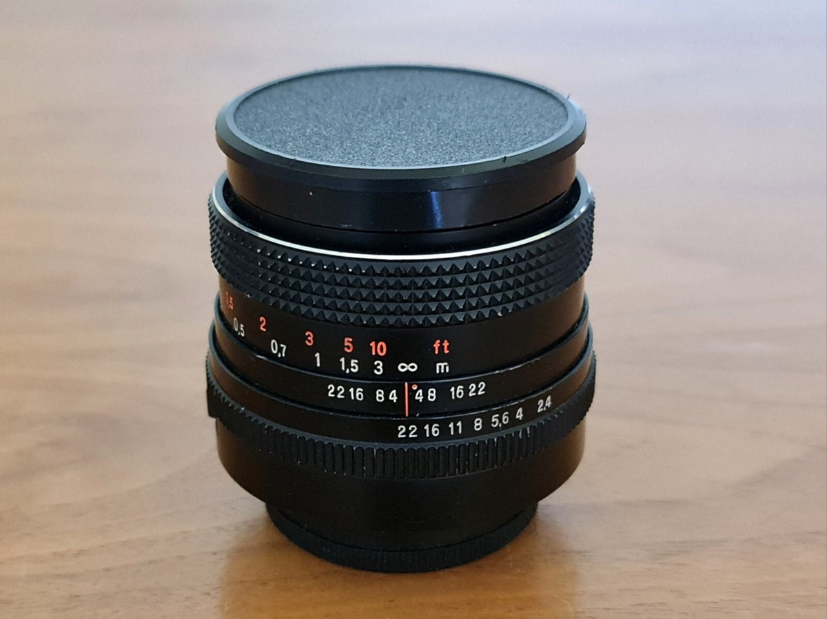 Carl Zeiss Jena DDR - Flektogon Red MC 35mm f2.4 Lens - M42 Mount