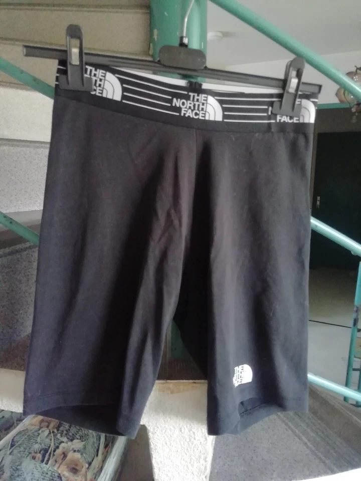Short Noir Taille S Marque THE NORTH FACE Femme Occasion - Photo 1/2