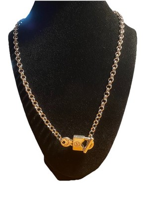 Lovely Silver Tone Necklace With Lock And Key Toggle 22 
