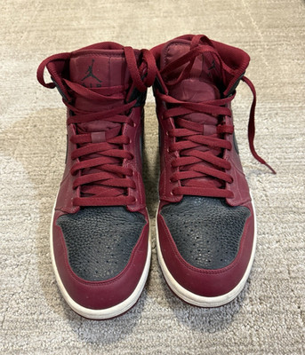 Jordan Air Jordan 1 Mid Reverse Banned Red/Black Leather Sneaker 554724-601