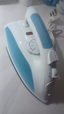 Electric Iron Steam Spray 1400 - 1600W Excellent Barely Used Condition Ironing