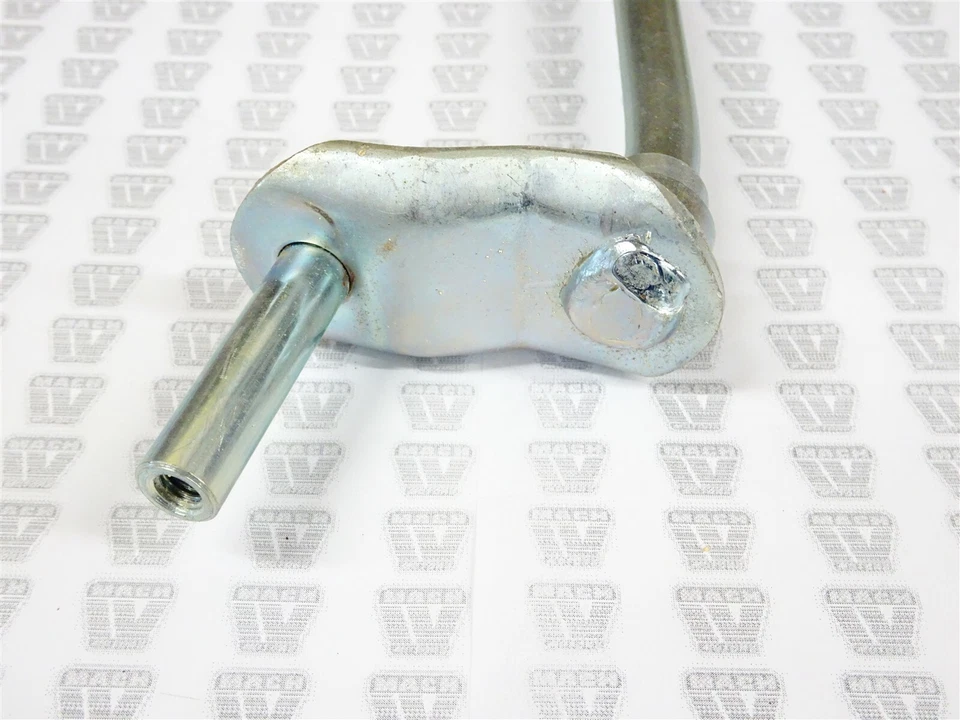 Honda NOS NEW 42610-VA4-000 Axle Shaft Lawn Mower - Image 2 of 4