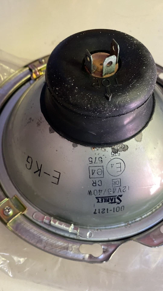 MONTAJE DE FAROS DELANTEROS HONDA CB750F CB750 F 1980-1982 GENUINO JAPÓN N.O.S Foto 3 de 4