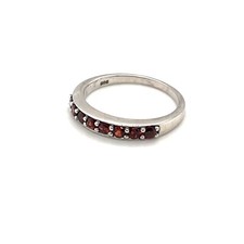 925 Sterling Silver Garnet stones Band Size 9.25