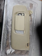  GENUINE TOYOTA 13-15 AVALON  DRIVER SUN VISOR  74320-07010-A0  Light Cover Miss