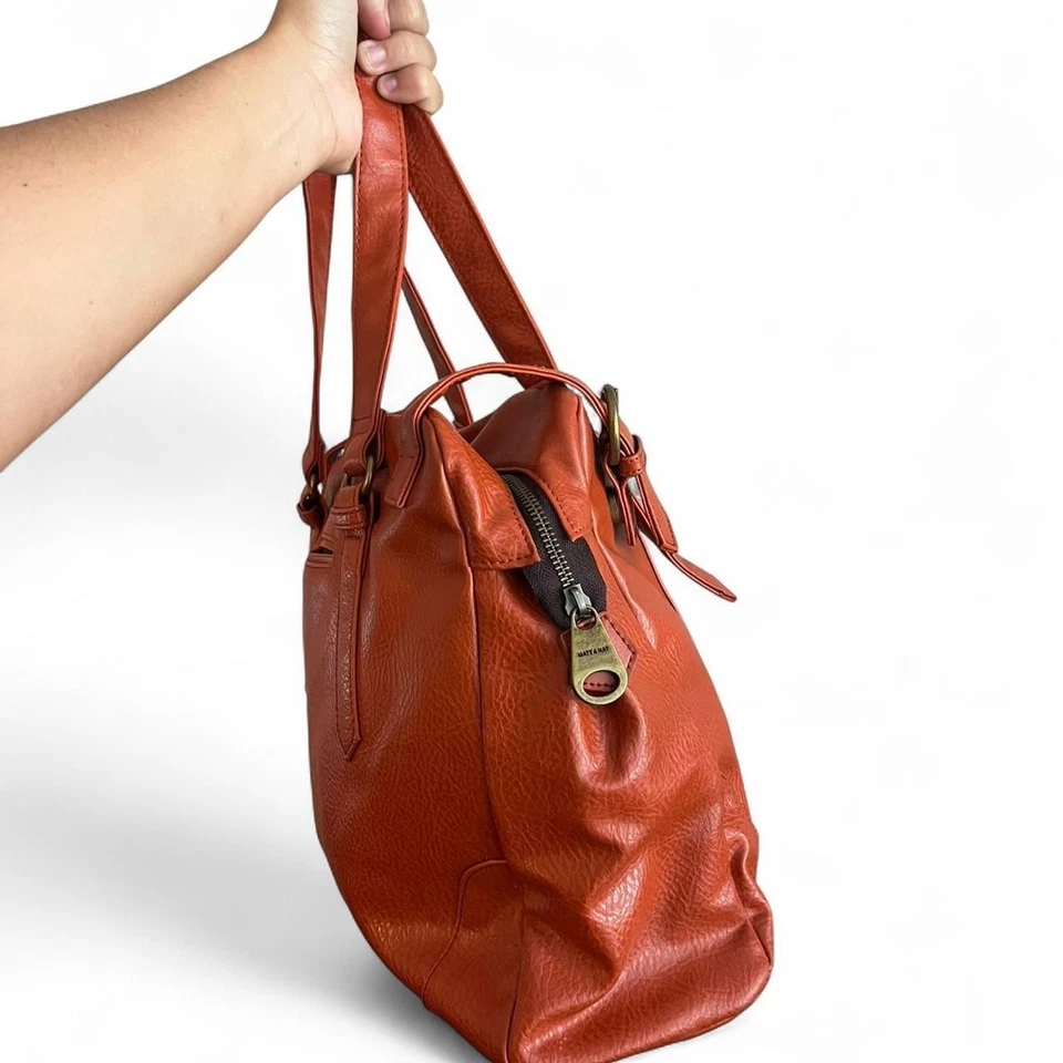 Matt & Nat橙色水饺包单肩包 — 第 2/4 张图片