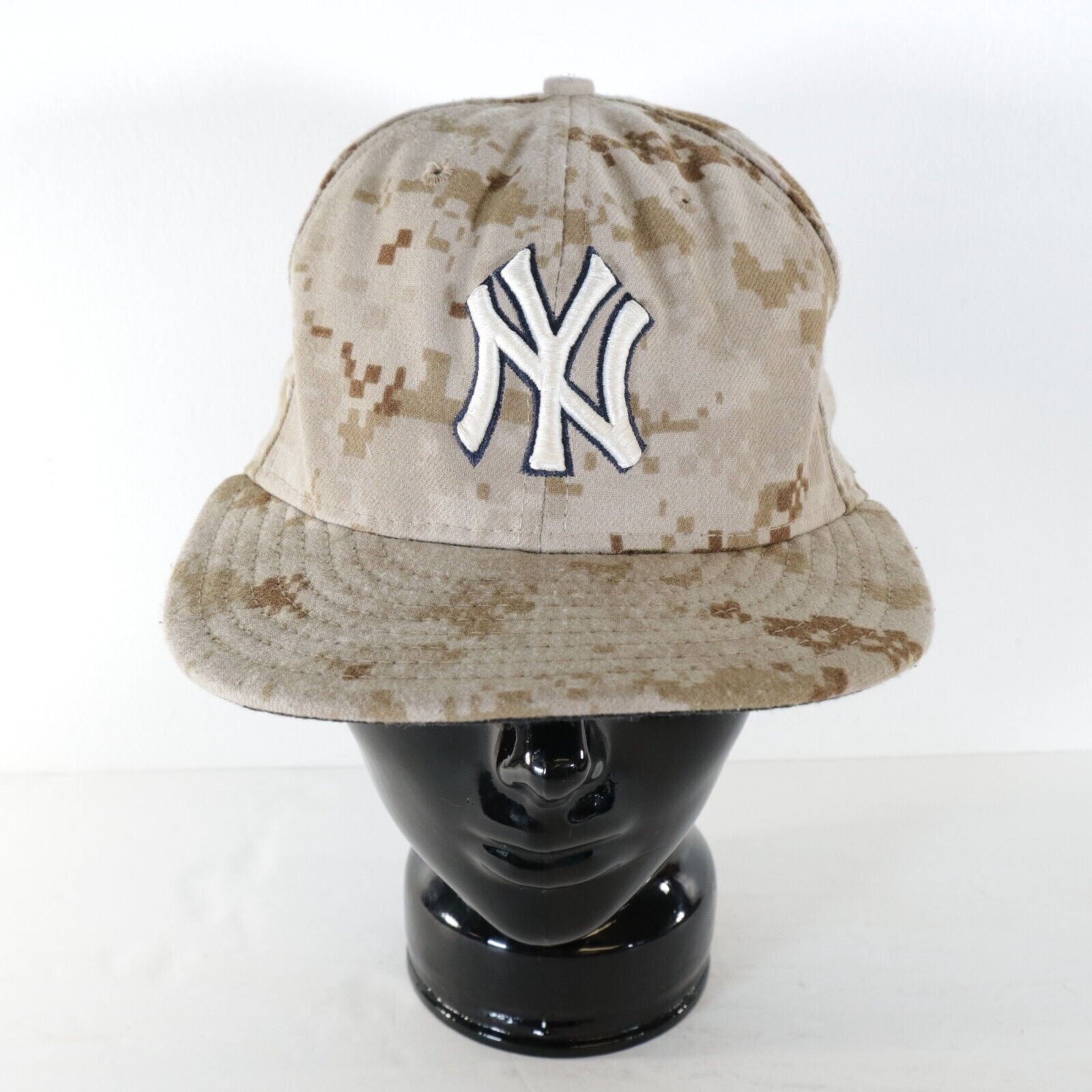 New Era 59Fifty Fitted Hat Size 7 New York Yankees Desert Camo Baseball Cap
