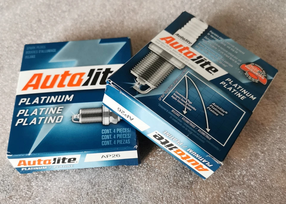 Autolite AP26 Platinum Spark Plugs x 8 - Image 4 of 4