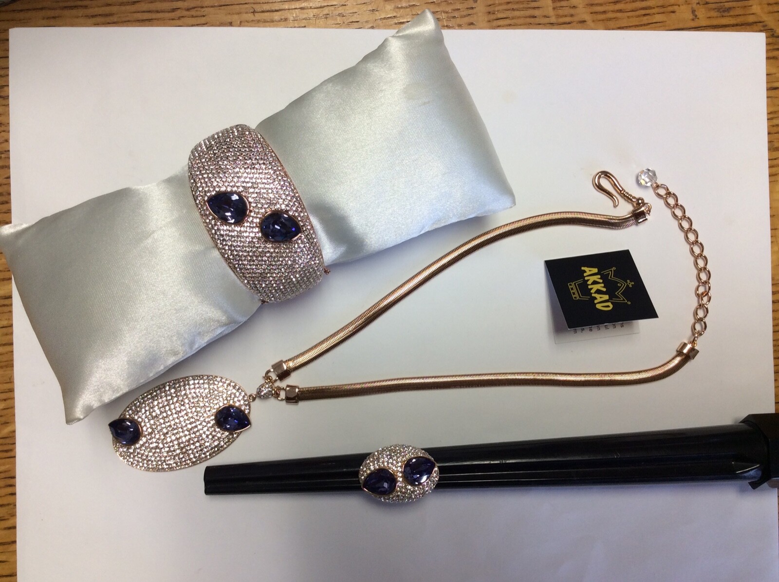 DRAMATIC NECKLACE RING CUFF BRACELET BEAUTIFUL PU… - image 1