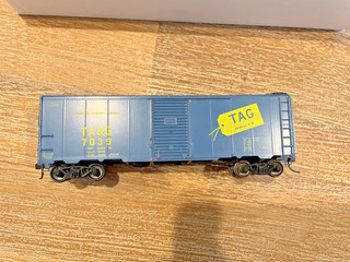 BRANCHLINE TRAINS YARDMASTER HO SCALE BLUE GREY BOX CAR