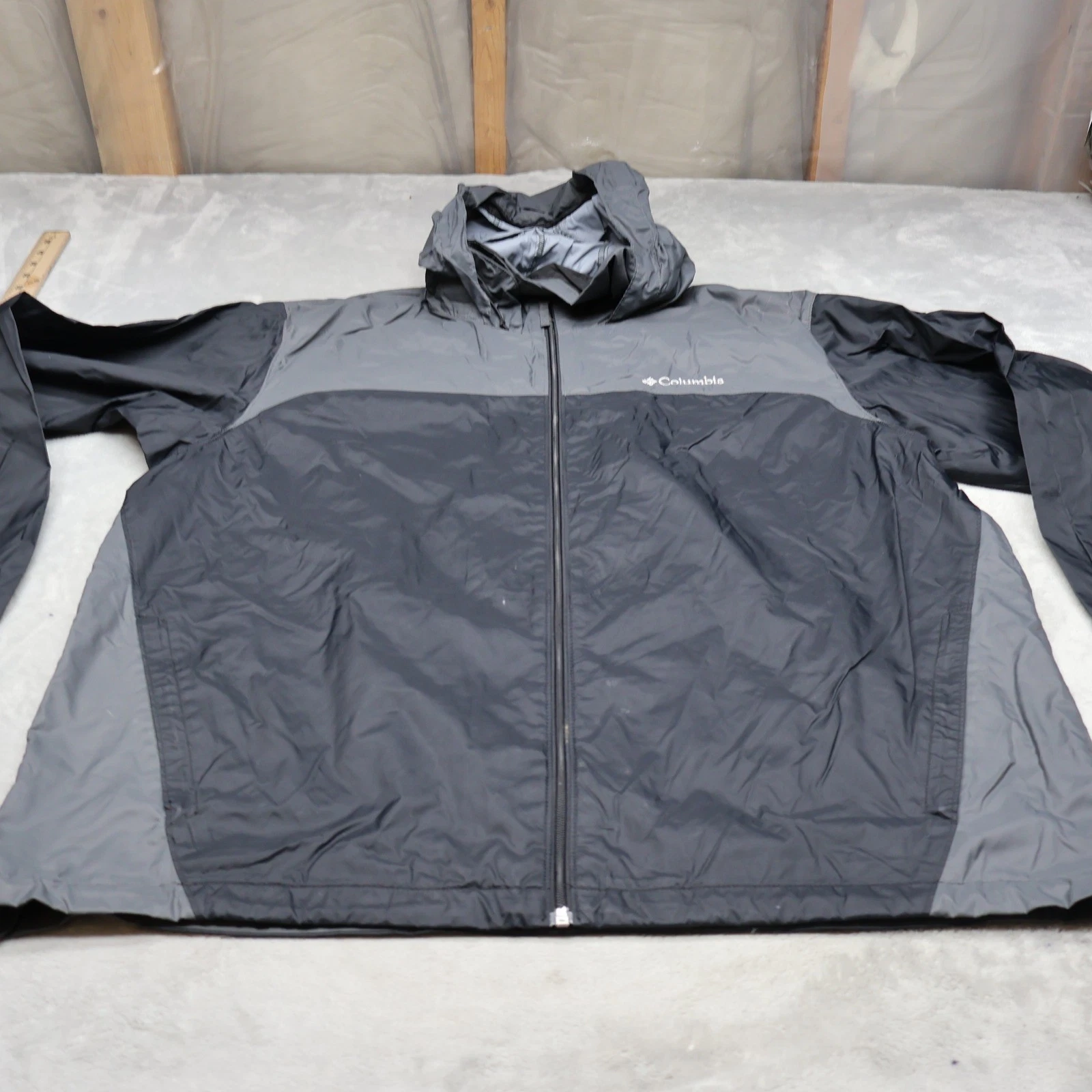 Columbia Jacket Mens XL Black Glennaker Lake Packable Lightweight Wind Rain Hike