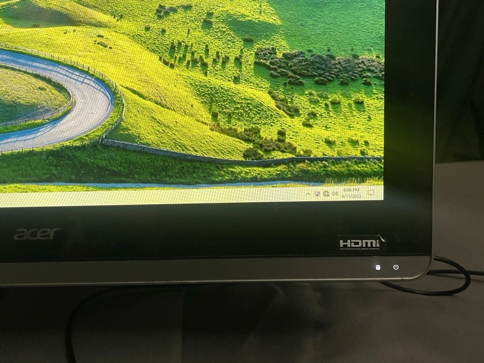 Acer Aspire ZC-700G Desktop 19.5" ALL IN ONE Desktop Good Condition - Image 2 of 4