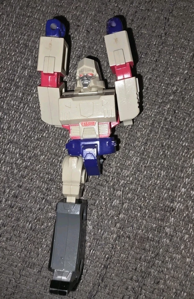 Vintage Transformers G1 original Action Masters MEGATRON - Missing Left Leg - Image 4 of 4