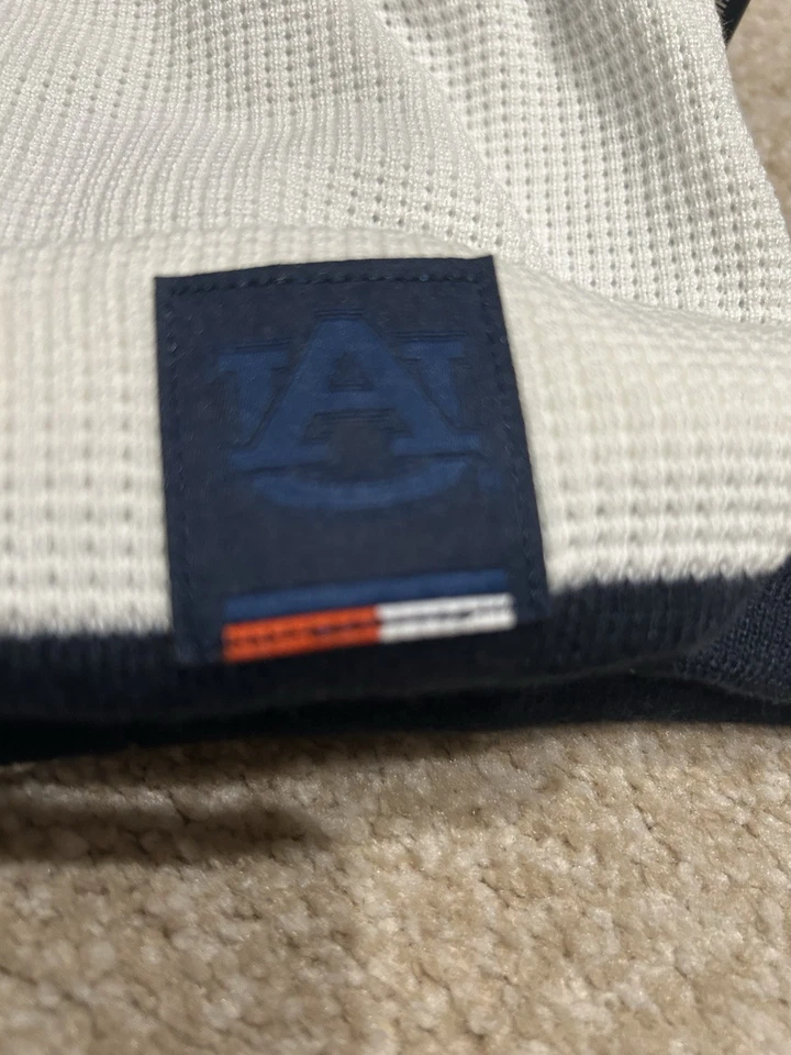 Under Armour Bernie blanco con borla blanca/naranja (nuevo) con logotipo castaño rojizo Foto 3 de 3