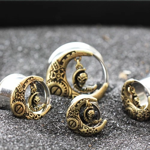 PAIR of Gold Plated Steam Punk Crescent Moon Tunnel Plug with Alien Dangle - Image 4 of 4