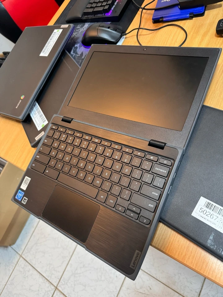 Lenovo Chromebook 100e 11.6"Chrome OS 4GB Ram 32GB SSD/MICRO SD CARD OPTION - Image 2 of 4