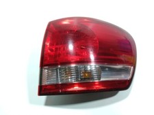 FEU ARRIERE DROIT 8155144090 TOYOTA AVENSIS VERSO phase 1 (07/2001 12/2003)