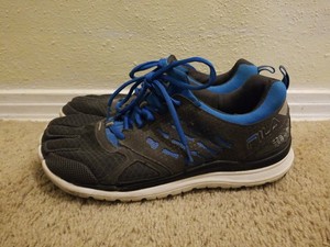 minimalist water shoes