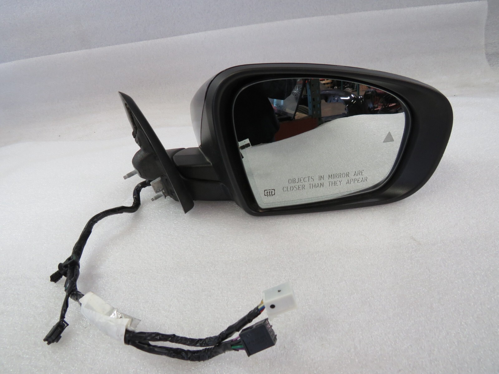 Maserati Ghibli, RH, Right, Side View Mirror, Black, Used, P/N 670122675