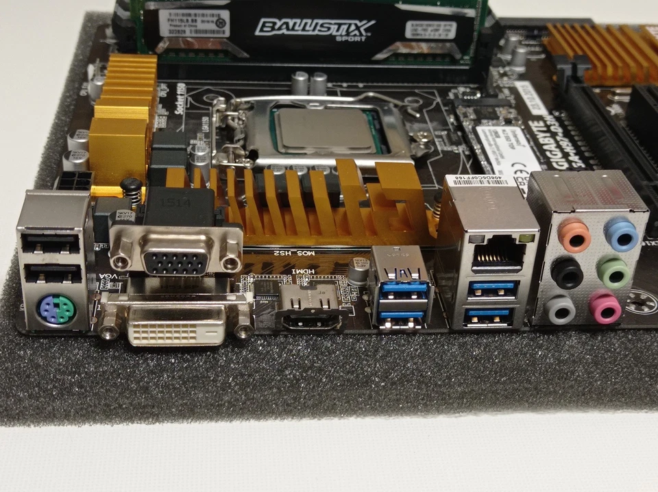 Gigabyte GA-H97-D3H + Intel i5-4690K + Kühler + 16GB RAM + neue M.2 SSD + Win 11 - Bild 3 von 4