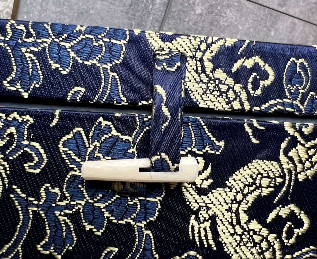 Hanging Silk Scroll “Along the River During the Qingming Festival” Original Box