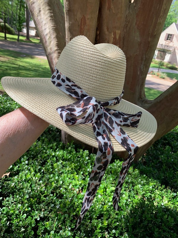 Vince  Camuto Women's Wide Rim Hat Bow Animal Print Classic Coastal Beach Boho