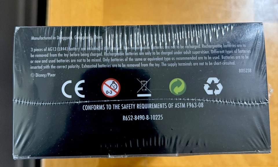 BRAND NEW Toy Story 3 Collectors Combo Pack Buzz Lightyear Toy + Blu-Ray + DVD  - Image 3 of 4