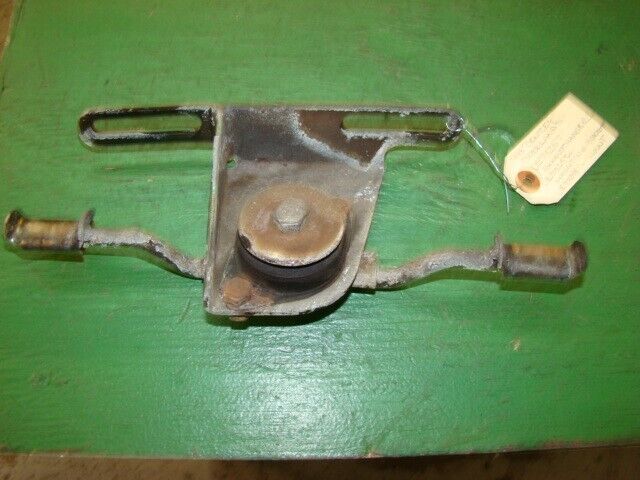 93 Bentley Brooklands Center Tail Pipe Mount