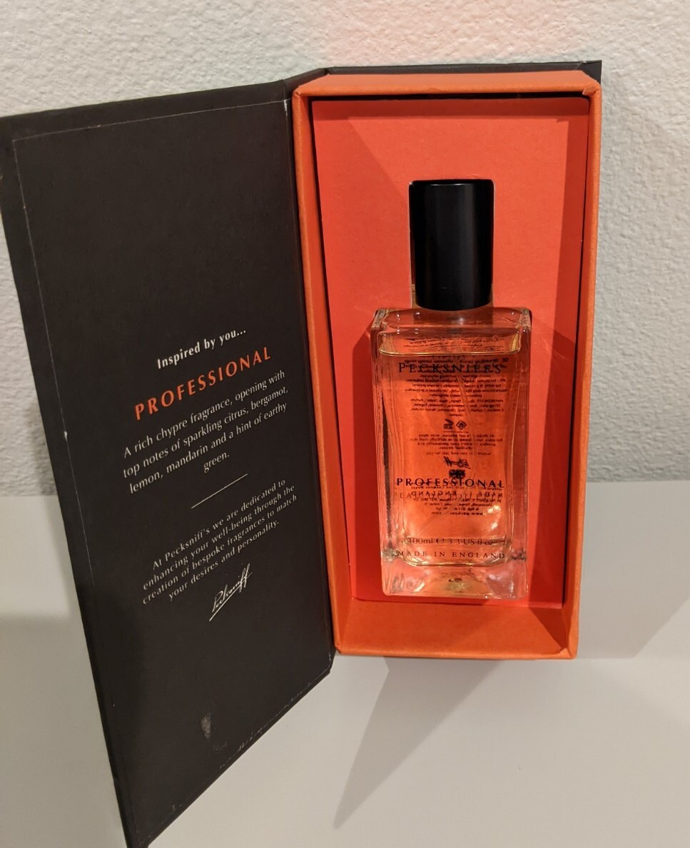 NEW IN BOX Pecksniffs Men's Professional 3.4 oz Toilette Cologne Made