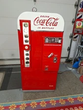 Beautiful Restored 1950s Coke Coca Cola Machine Vendo 81 44 39 72 56 USA