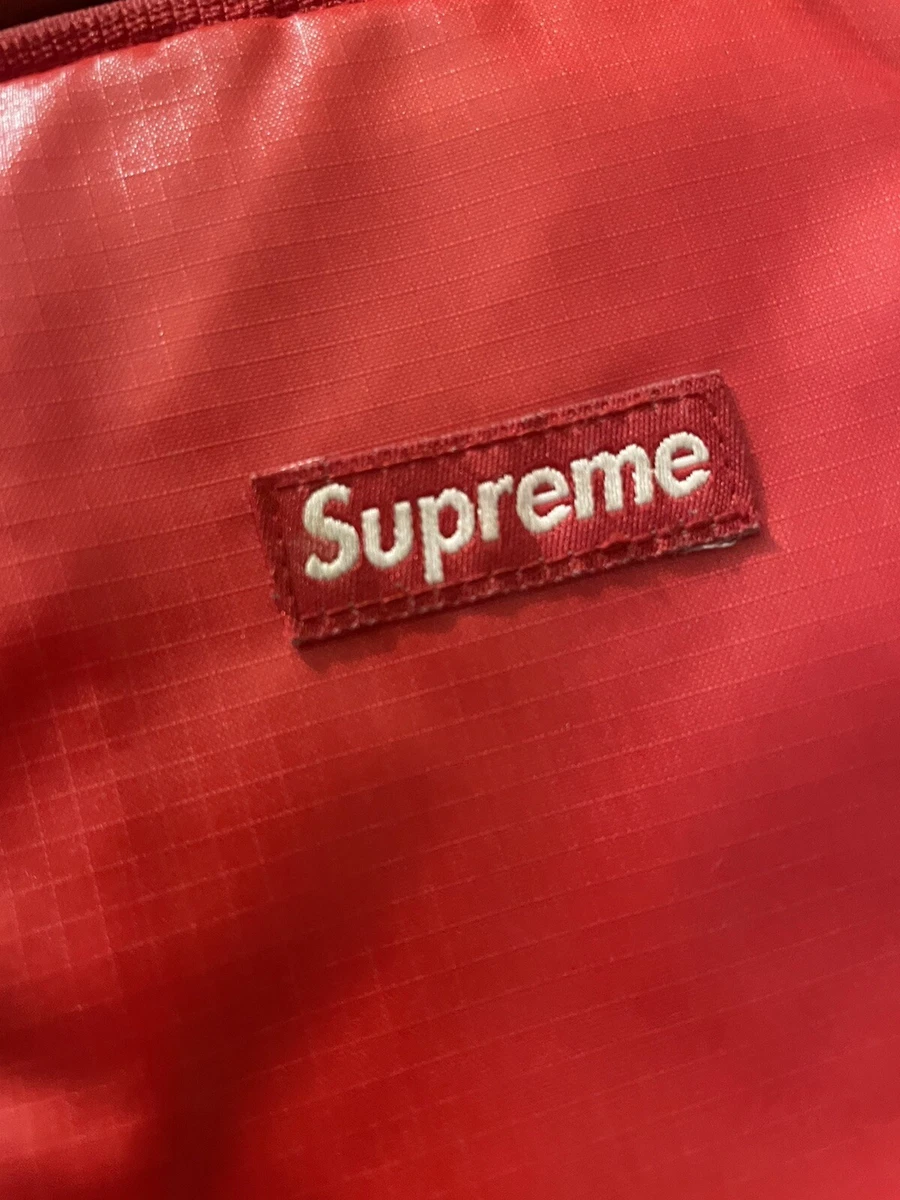 Supreme FW17 Shoulder Bag Red Pre owned Great Condition