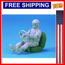1/35 Resin Figure Model Kits  US Stryker Driver Unassembled unpainted