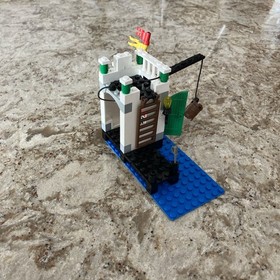 LEGO VINTAGE PIRATES #6244 "IMPERIAL ARMADA SENTRY" NO BOX