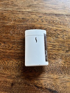 Briquet St Dupont laqué blanc