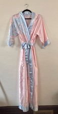 Vintage Women s Silky Pink Blue Kimono Style Robe Floral Embroidery