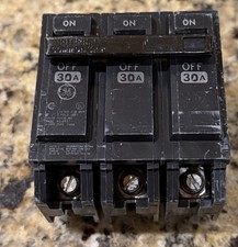 GE THQB32030 COMMERCIAL BOLT ON 3-POLE 30 AMP CIRCUIT BREAKER