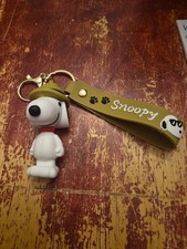 New Peanuts SNOOPY Keychain Purse Charm Pimk Keychain Brand New Free Shipping