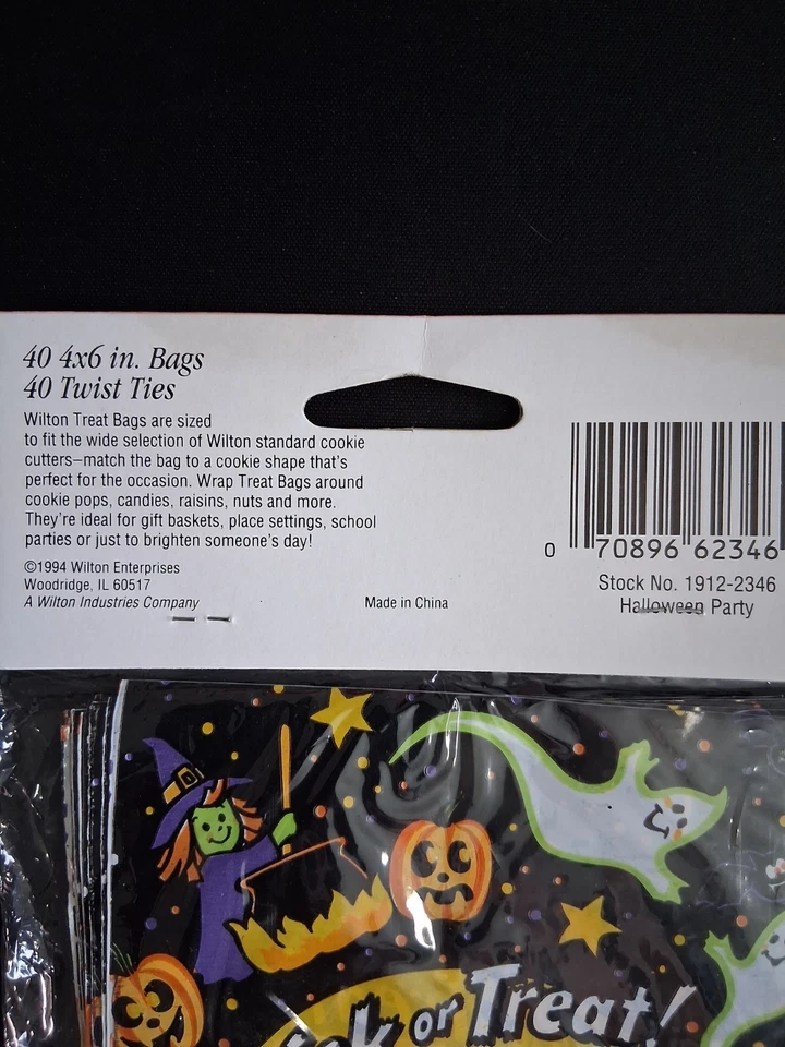 Vintage 90's Wilton Halloween Party Treat Bags with Ties Ghost Pumpkins New - Image 3 of 3