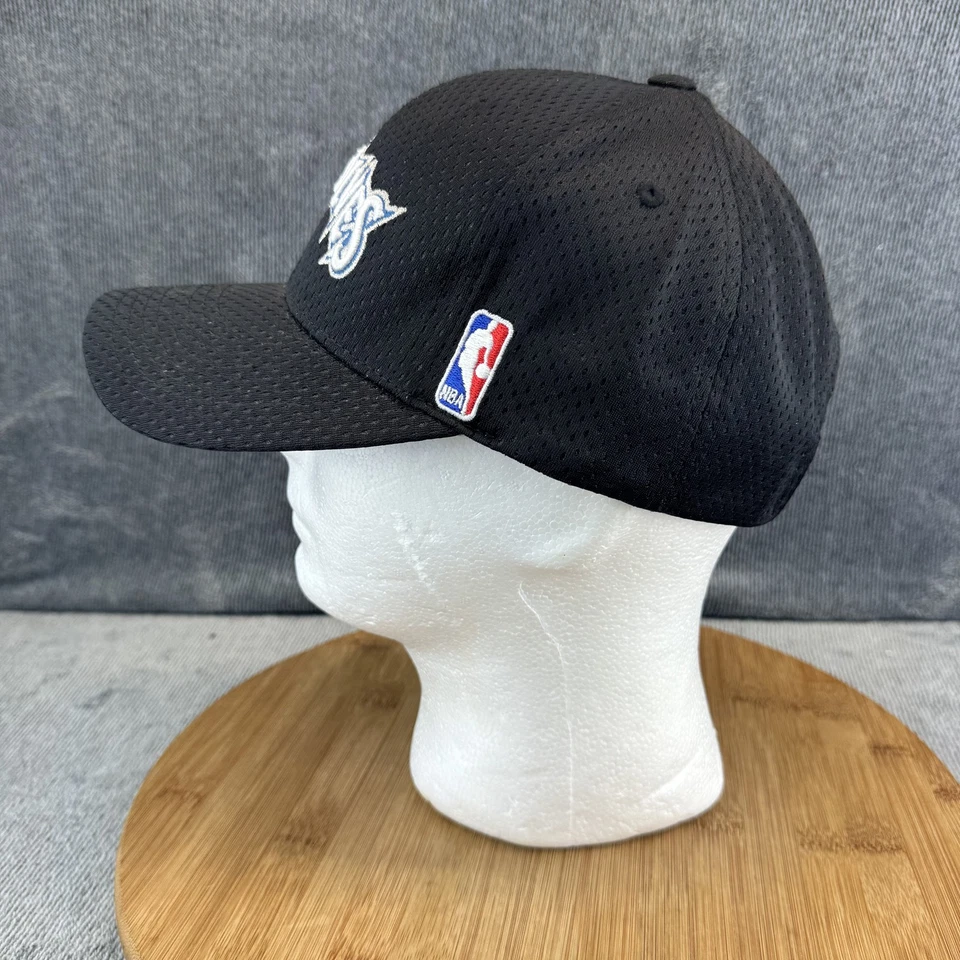 Minnesota Timberwolves Sombrero Gorra Correa Trasera Negro NBA Baloncesto Reebok Hombres OSFA Foto 3 de 4