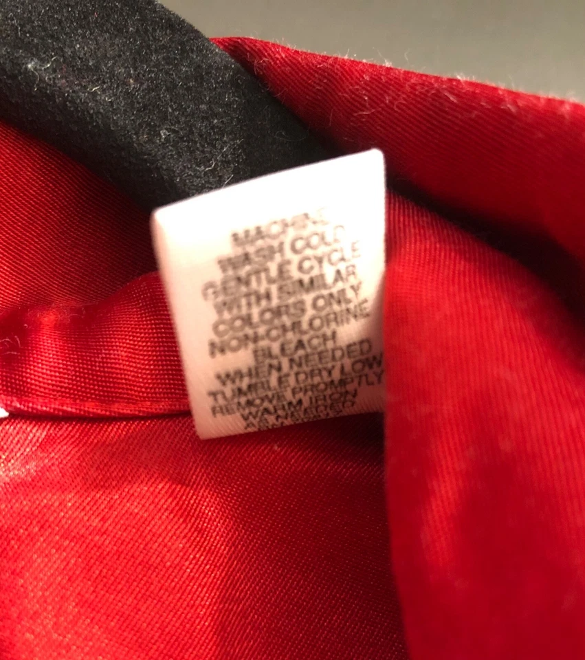 Bata Victoria's Secret Mujer M/L Franela Roja Forrada Largo Completo Detalle Satinado Foto 4 de 4