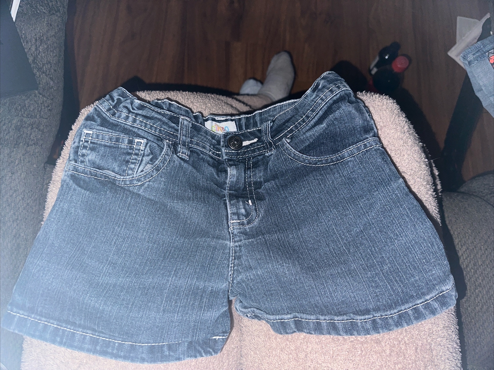 Picture 4 of 4