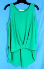 CARAMELA Green FLOWY CREPE Sleeveless PLEATED FRONT Hi-Low BLOUSE TANK TOP Sz M