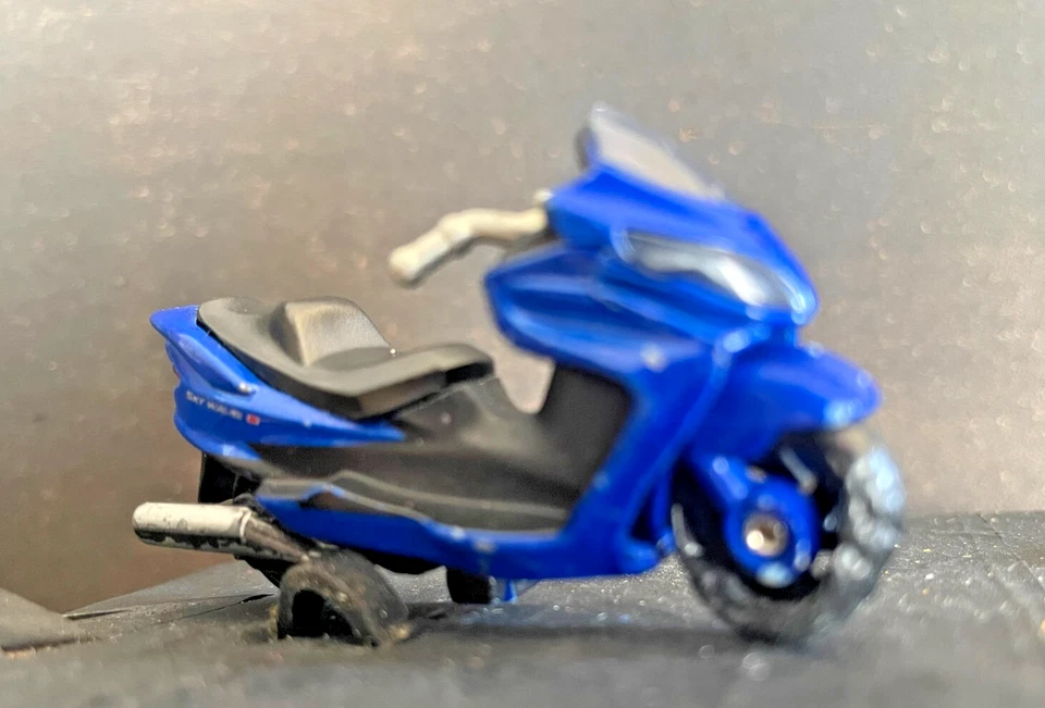 Tomy Tomica 104 Suzuki Skywave muy buen estado Foto 3 de 4