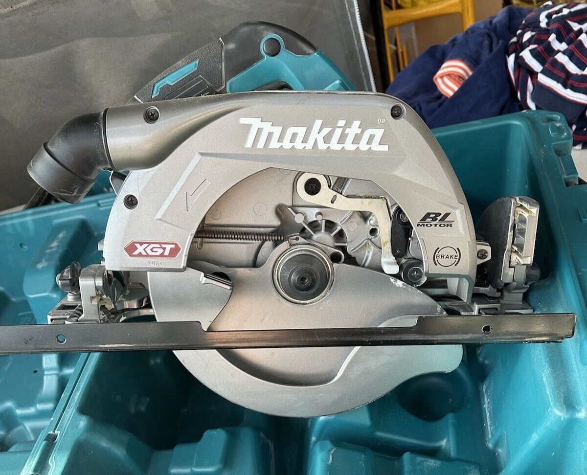 makita 36 40v 235mm circular saw HS00093G Good used condition skin