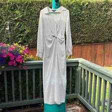 Forever 21 long dress white with black stripes long sleeves v neck collared S