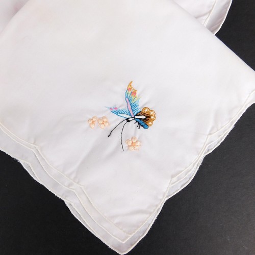 Fabric Luncheon Napkins 15" SquareWhite Embrodered Butterfly on 1 corner - Picture 3 of 7