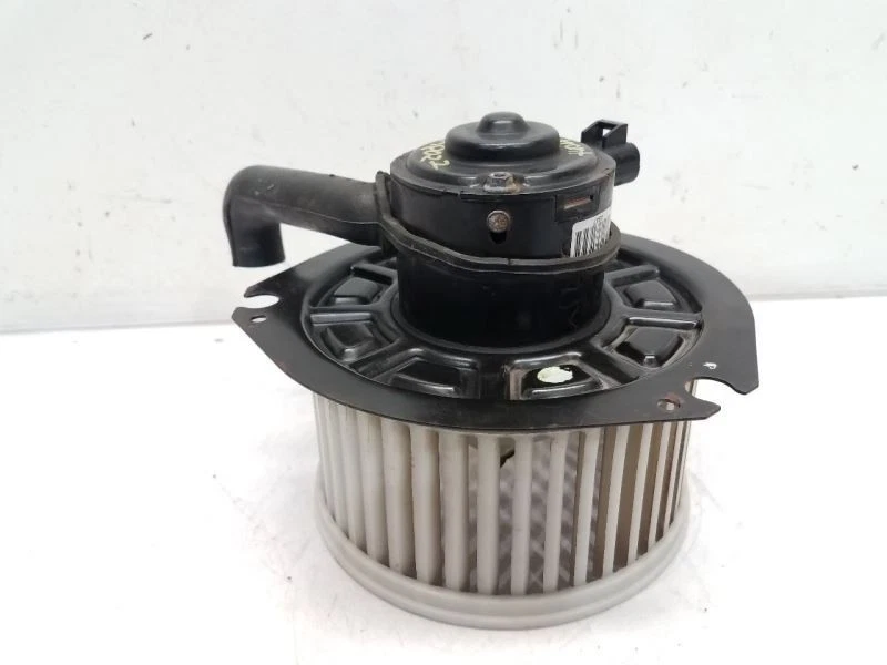 2003-18 雪佛兰 Express 3500 吹风机电机-前 — 第 2/4 张图片