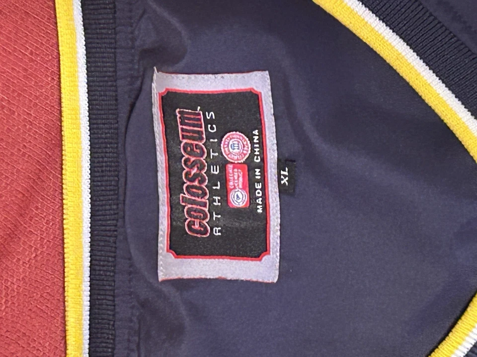 Pullover cortavientos vintage años 90 Y2K Michigan Wolverines XL Coliseo Atletismo Foto 2 de 4