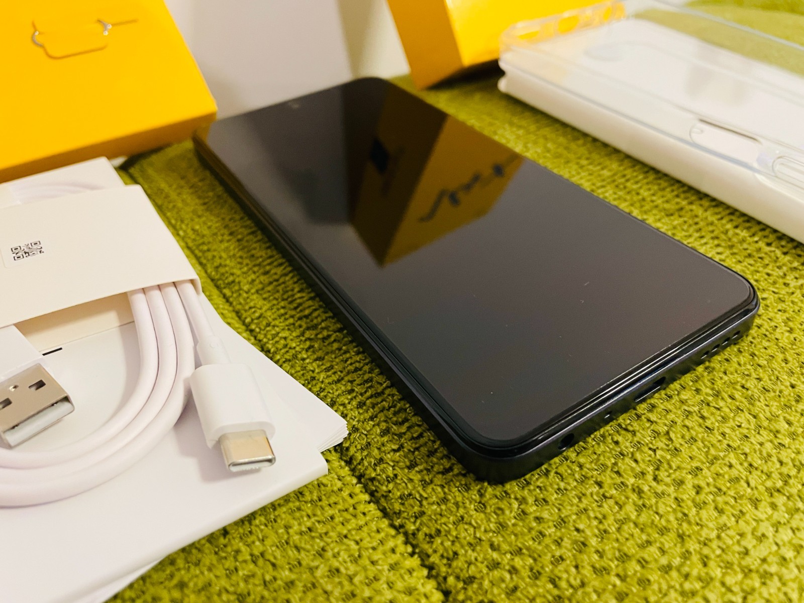 Realme 14x 5G 8+256GB BLACK ---NOT USED---GLOBAL EDITION