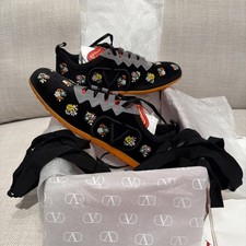 Valentino Garavani Sneakers Beaded Flowers Size 38 New In Box With 2 Dust Bags
